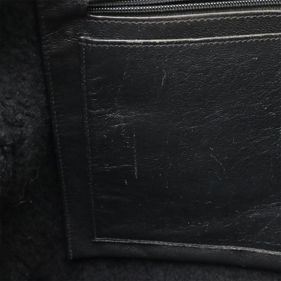 CHANEL Black Leather Shoulder Bag - Picture 8 of 10